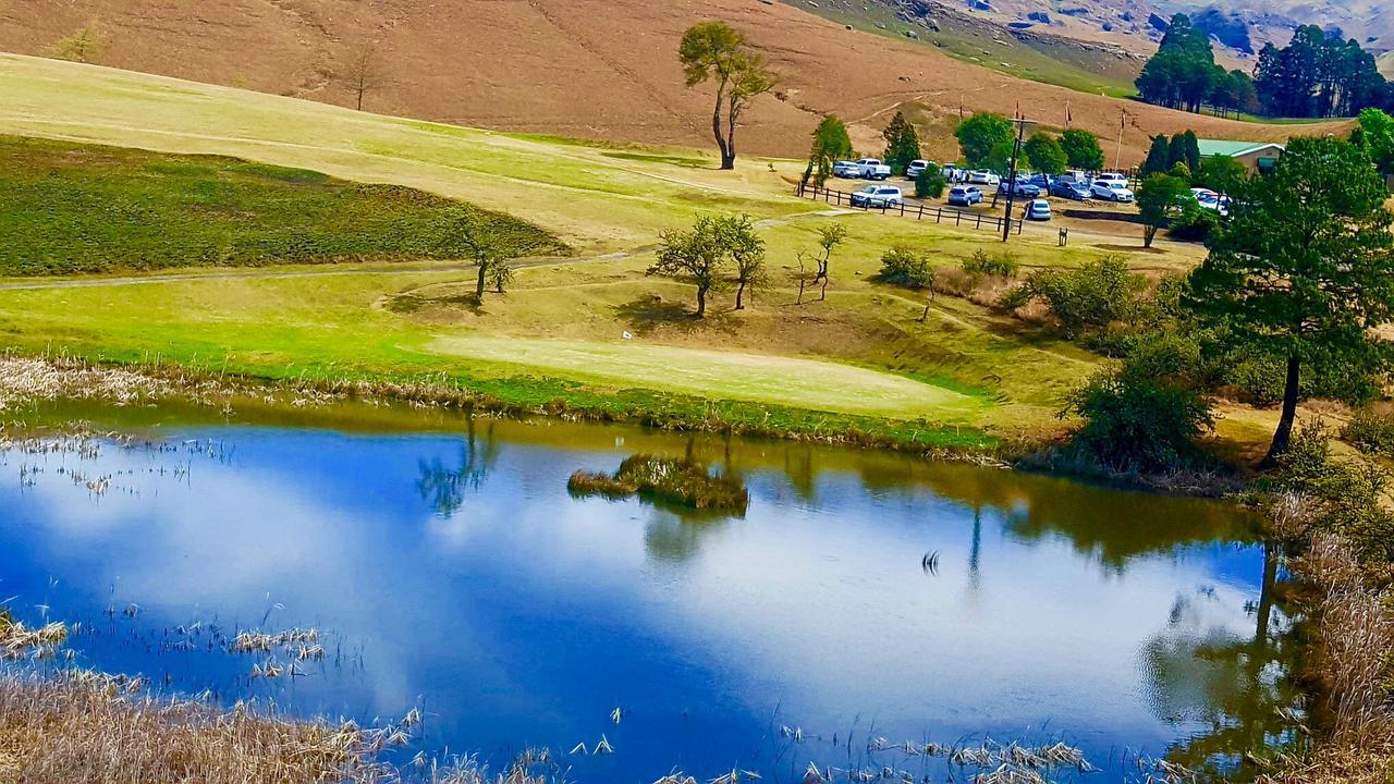 הוילה אונדרברג 124 Fairways Drakensberg Gardens מראה חיצוני תמונה